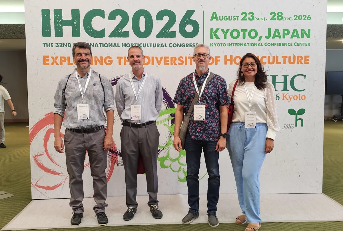 Equipo del proyecto Aquacol durante IHC 2026 en Kioto, Japón.